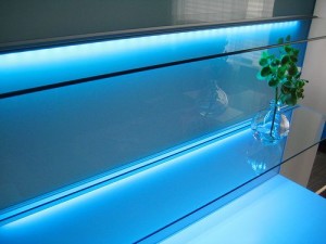 LED strips met glasplaten